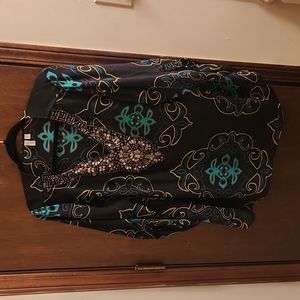 Woman's 3/4 sleeve dress top